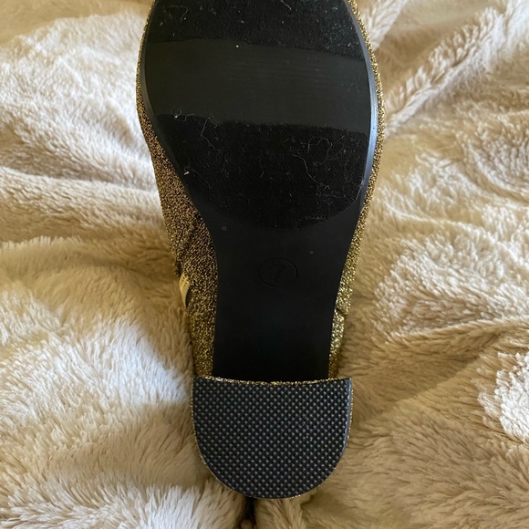 Steve Madden Goldie Gold
Heeled Ankle boots Size 7, New - Picture 4 of 5